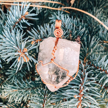 Load image into Gallery viewer, Clear Quartz Pendant